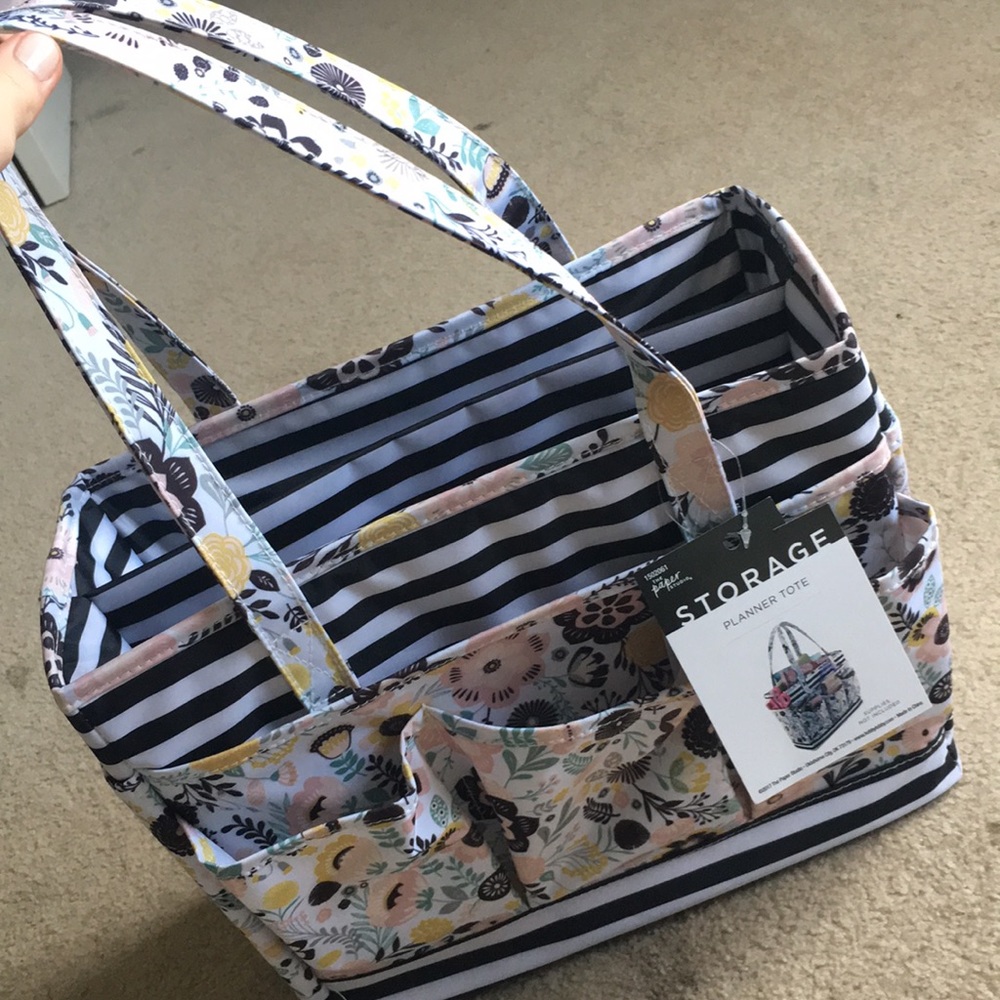 💛STORAGE TOTE💛